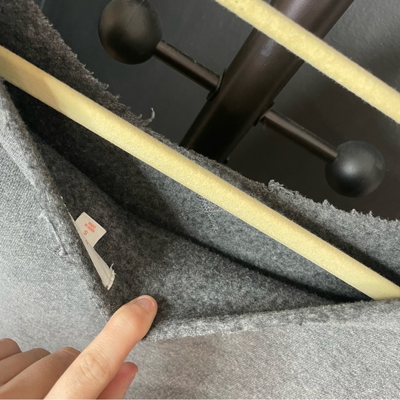 Collie Fleece Lined Cropped Sweater - Picture 3 of 3